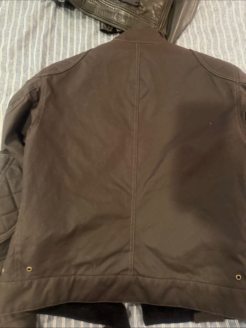 Belstaff Brooklands 2.0 Waxed Motorcycle Jacket, a classic short-style blouson - Picture 8 of 16